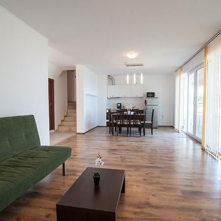 Momchil Villas Balchik Bagian luar foto