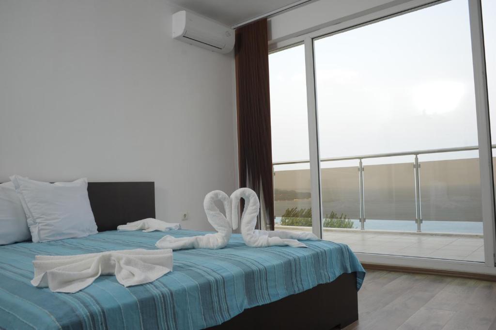 Momchil Villas Balchik Bagian luar foto